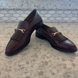 Zara Kiltie Gold Bar Fringed Loafers, Size 9